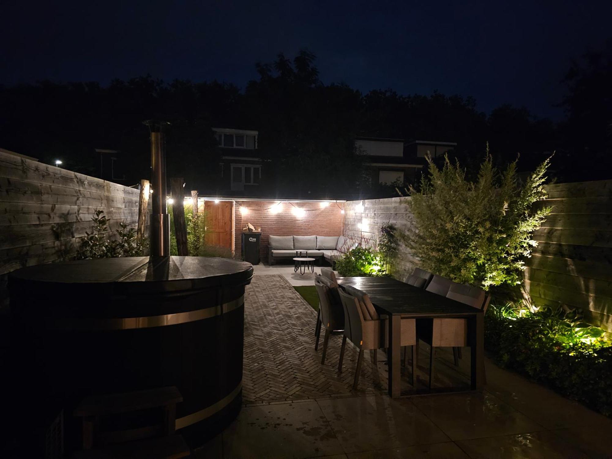 Guest house Moderne Gedeelde Woning Met Hottube, Dicht Bij Het Centrum